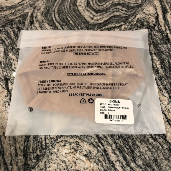 Fits Everybody Dipped Front Thong - Picture 8 of 8